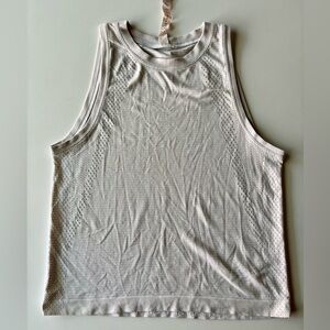 Lululemon Train to Be Tank Top Size 2 White